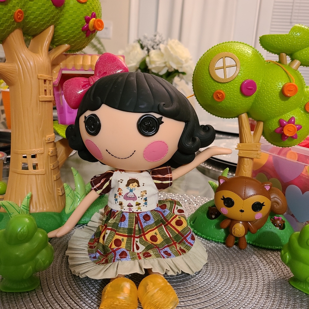 Lalaloopsy Snowy Fairest- Exclusive beautiful dres